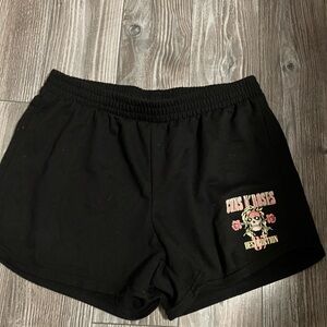 🌸 Women's Black Graphic Band Logo Shorts